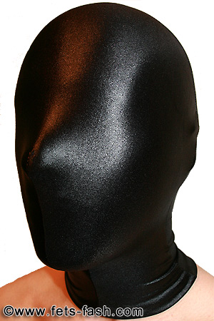M01 Latex Maske Nasenl�cher offen