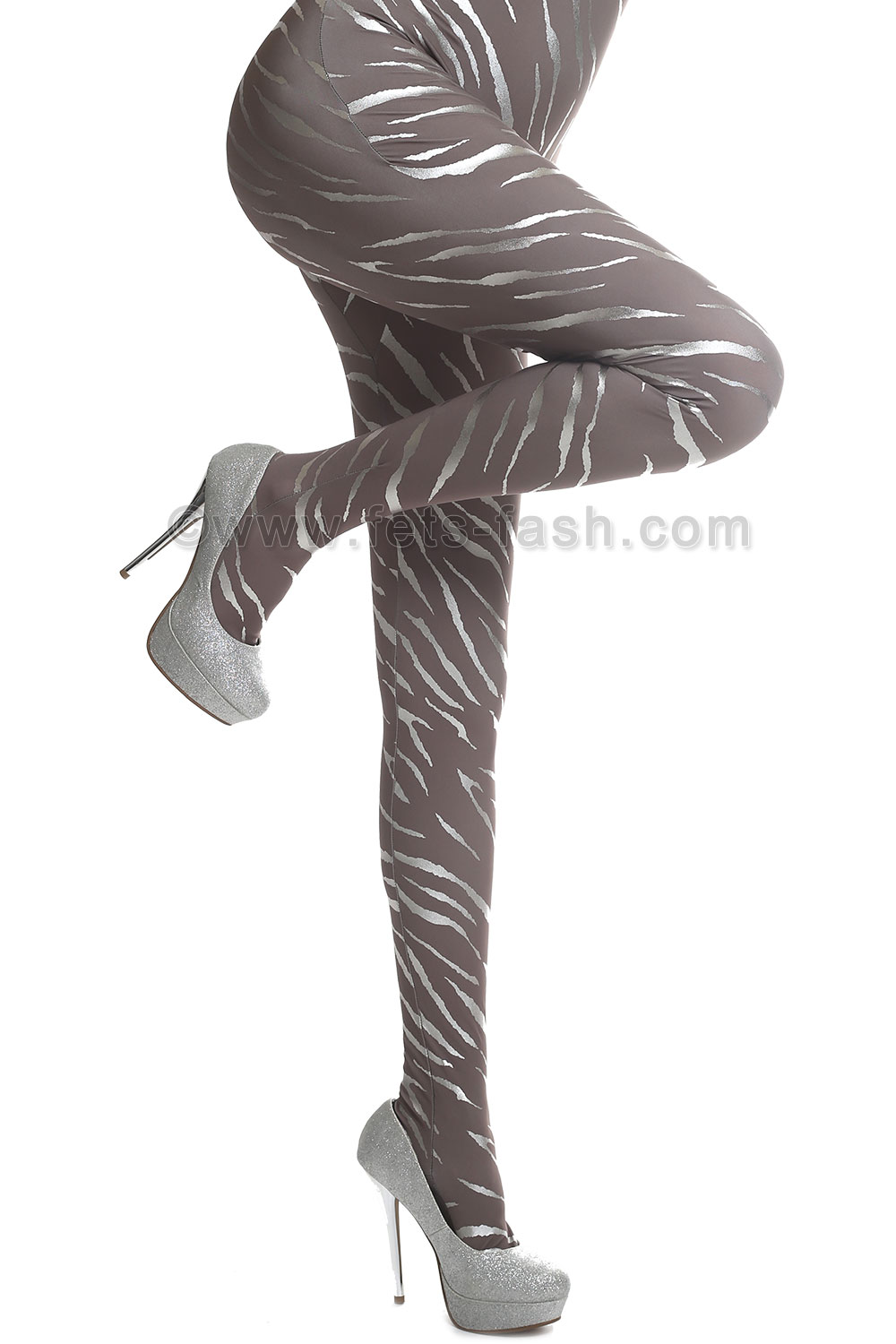 polyester and elastane leggings